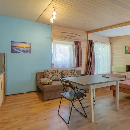 Juros Nendre Lodge