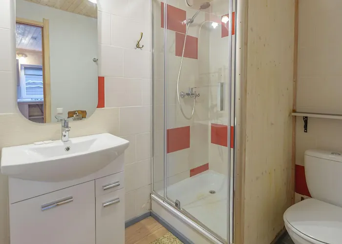 Juros Nendre 山林小屋 *