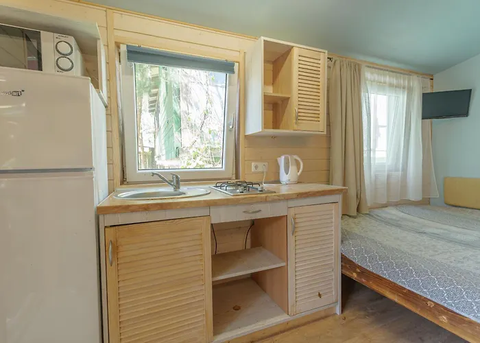 Juros Nendre 山林小屋